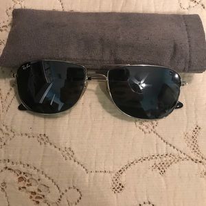 Ray bans, men’s black lens silver rim